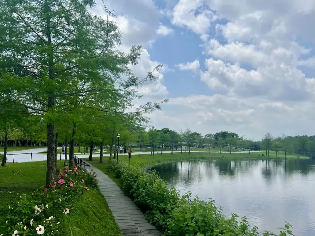 Promisedland Resort canal-side walking path and landscaping — Taiwan Insider